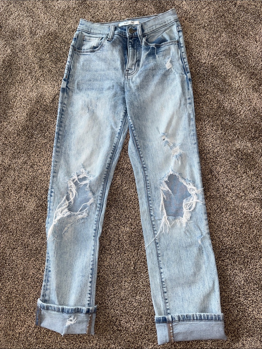 Light Blue Distressed Women’s Jeans